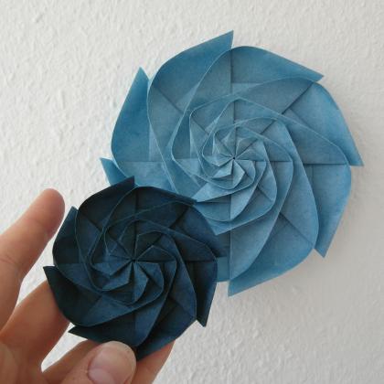 Dan's Rossette, fractal like model folded from an octagon