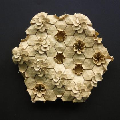 Up and Down, tessellation