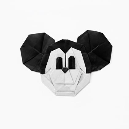 ミッキーマウスの顔